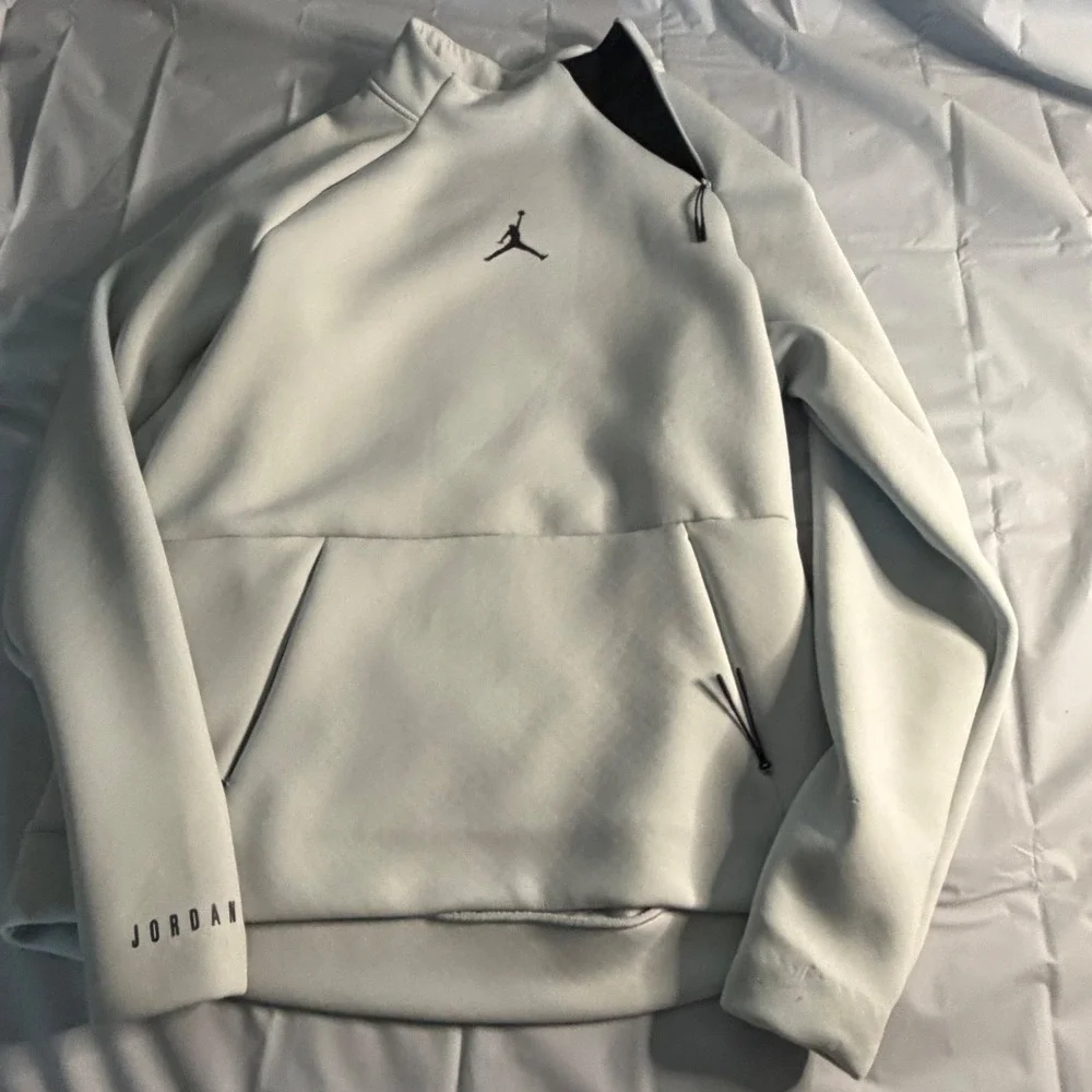 Jordan Mens Therma Sphere Max 23 Flight Tech Sweatshirt Mock Neck Zip Hoodie